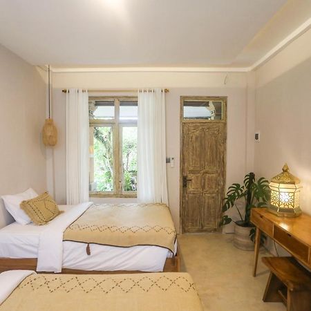 Down The Rabbit Hole Apartment อูบุด ภายนอก รูปภาพ